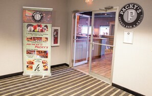 Bar (on property) - Hope Hotel & Conference Center (Dayton)