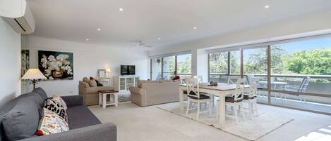 Apartment | Living area