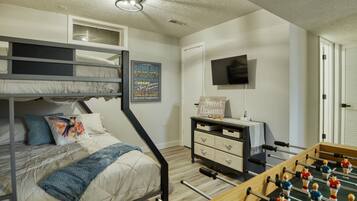 3 Schlafzimmer, Reisekinderbett, WLAN, Bettwäsche