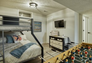 3 Schlafzimmer, Reisekinderbett, WLAN, Bettwäsche