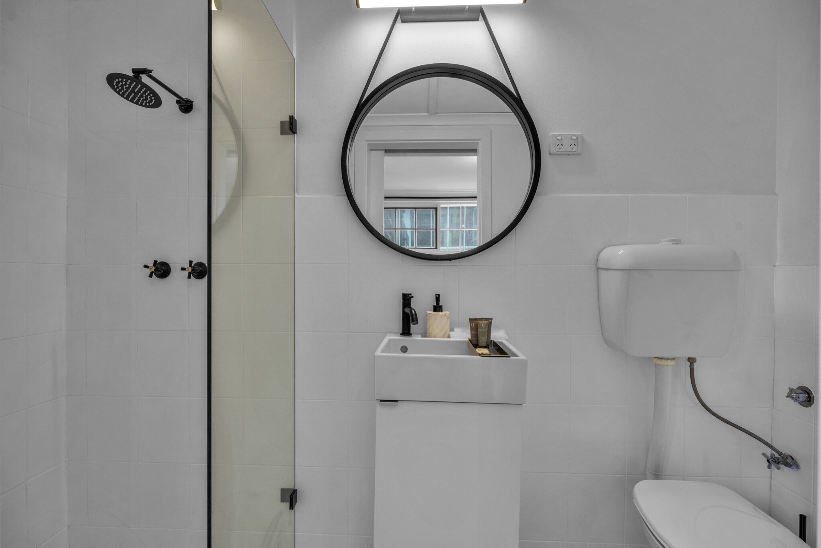 Apartment | Bathroom | Towels, soap