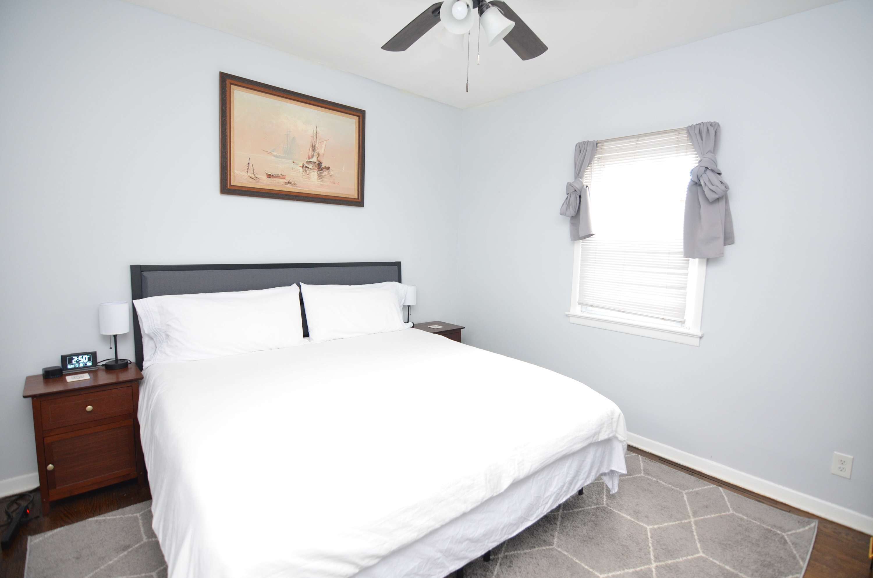 2 dormitorios, tabla de planchar con plancha, wifi y ropa de cama