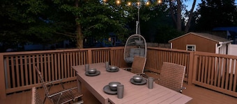 Cozy Beds w/ Parking & Laundry Near RU/RWJ/Train