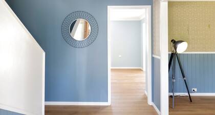 Country 4-bed Homestead With Games Room & Views