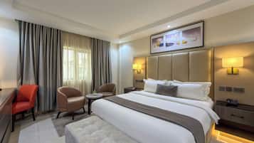 Suite Eksekutif | Meja kerja, ruang kerja ramah laptop, kedap suara, dan Wi-Fi gratis
