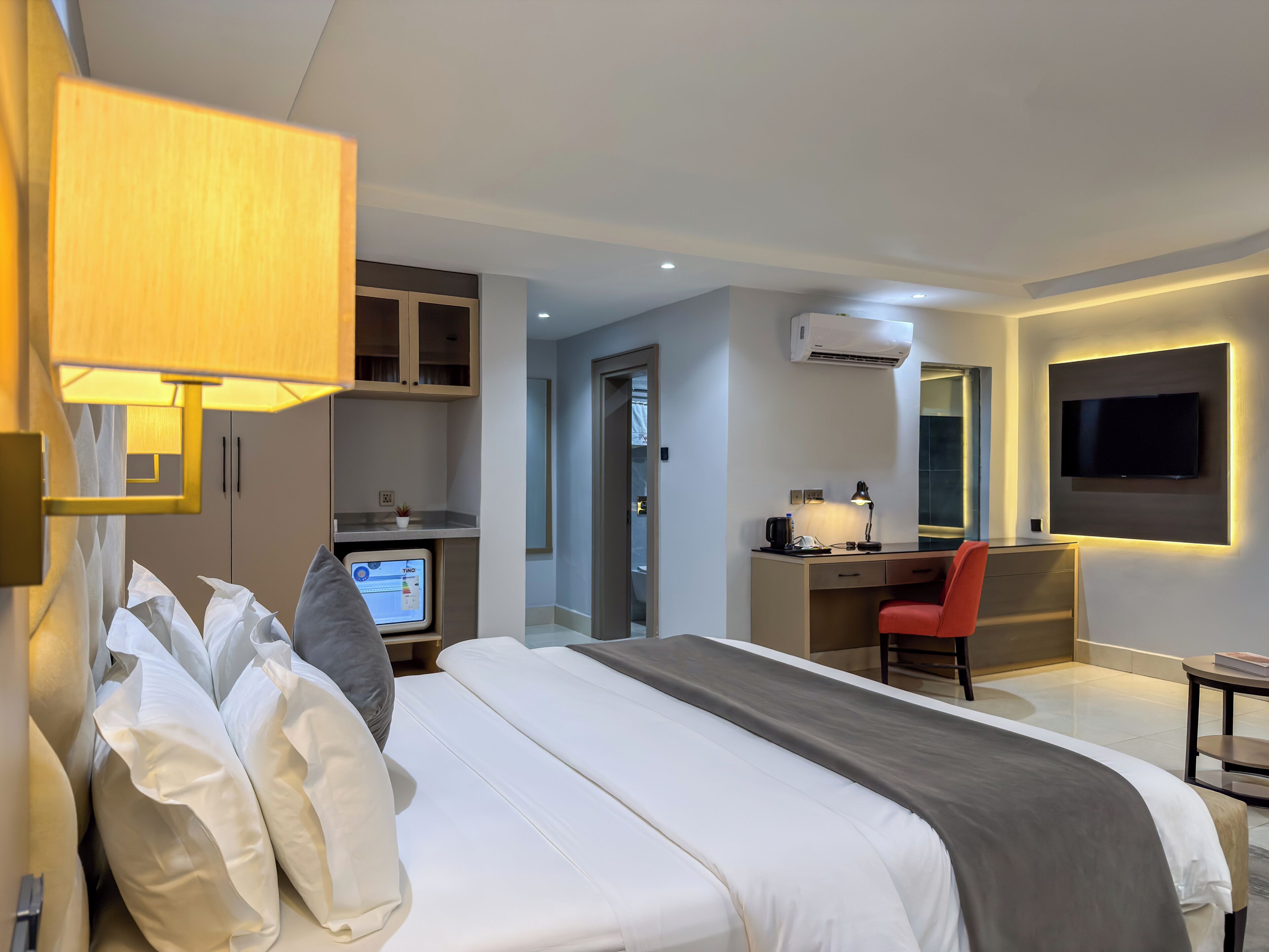 Deluxe Room | Desk, laptop workspace, soundproofing, free WiFi