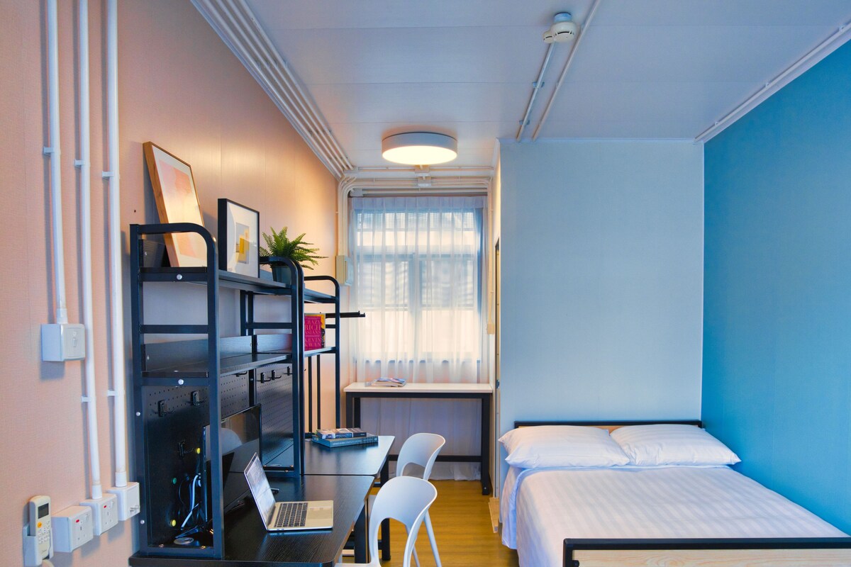 Desk, blackout drapes, WiFi (free), bed sheets
