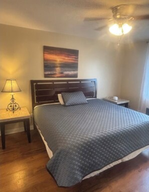 2 bedrooms, iron/ironing board, free WiFi, bed sheets