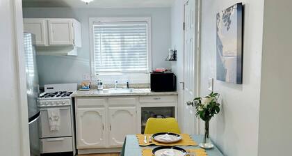 Welcoming studio in El Cerrito for a cozy getaway