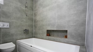 Shower, towels - To Have a Peacefull Holidat in Dalyan Villa Zumra2 (Ortaca)