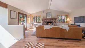 Unclassified image, 4 of 33, button - Cedar Flat Cabin - Outdoor Fire Pit! (Carnelian Bay)