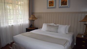 Desk, iron/ironing board, free WiFi, bed sheets