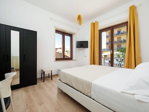 Comfort Apartment, Balcony, City View