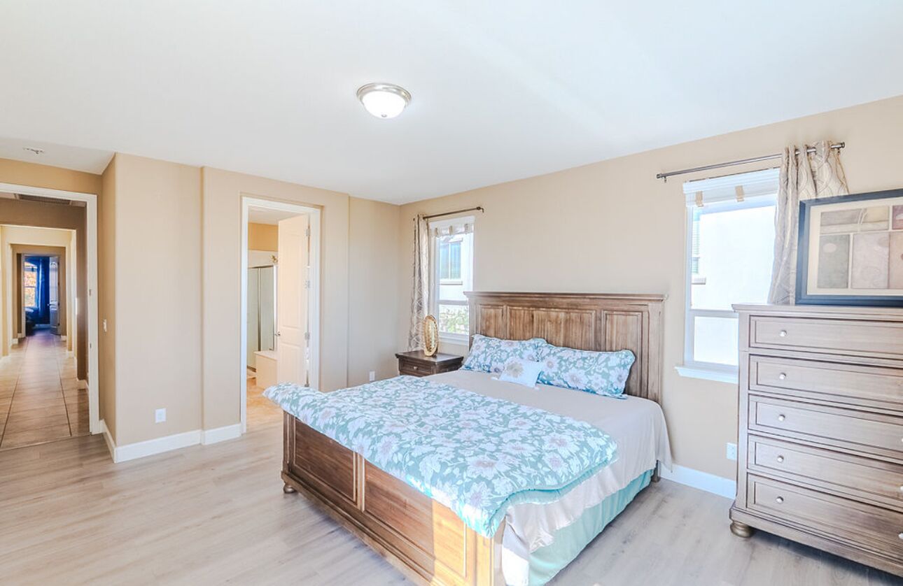 6 bedrooms, free WiFi, bed sheets