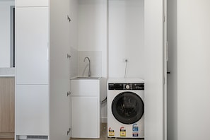 Apartment | Bathroom | Hair dryer, towels, soap, shampoo