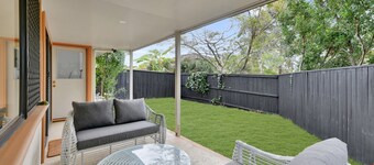 Homely 3-bed Townhouse With Pool & Gym Access