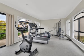 Apartment | Fitness facility