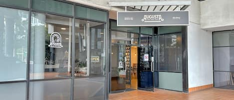 Apartment | Exterior detail