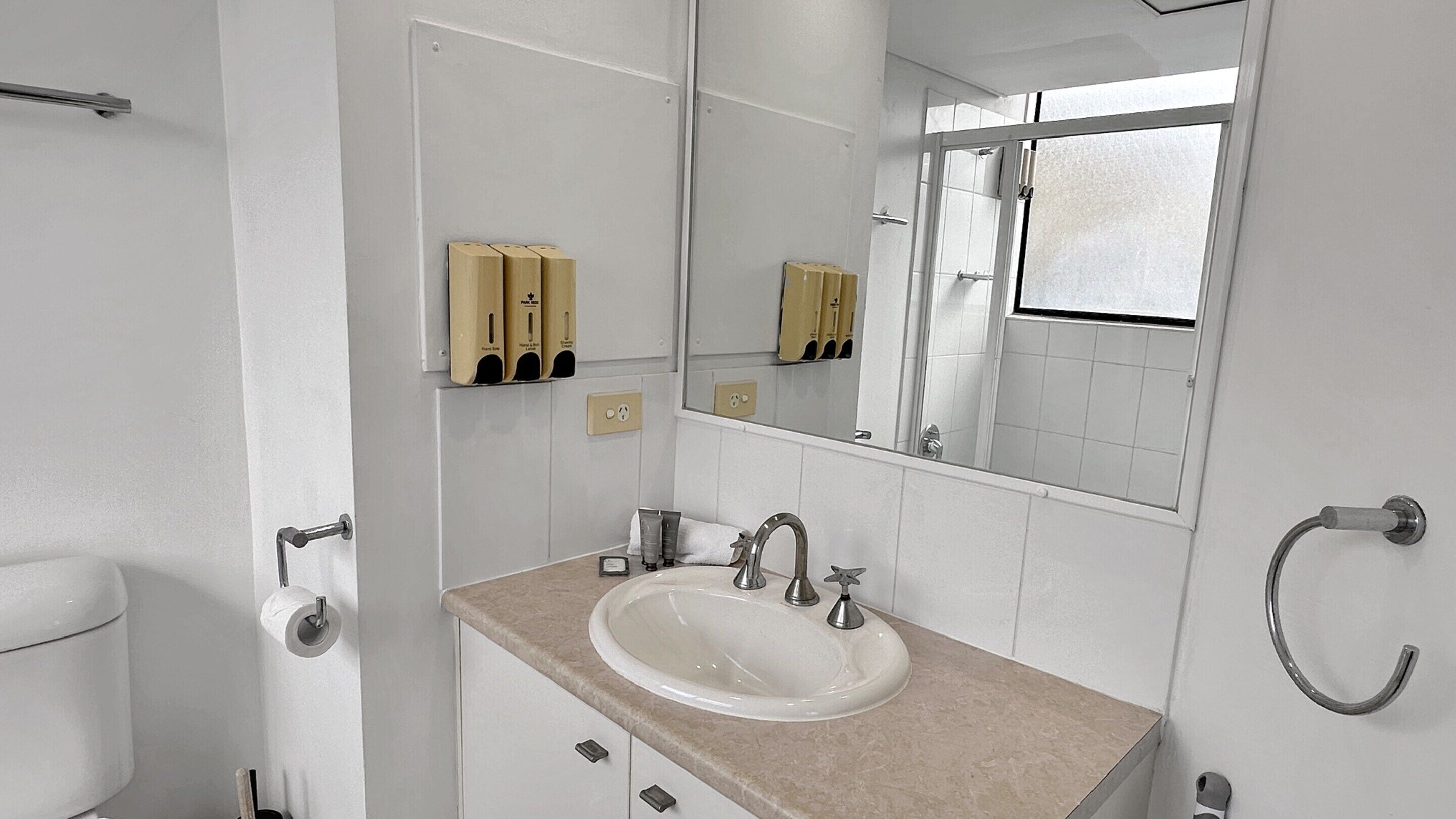 Apartment | Bathroom