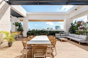 Apartment, 1 Bedroom, Private Pool, City View | Terrace/patio