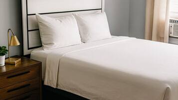 3 slaapkamers, een strijkplank/strijkijzer, wifi, beddengoed