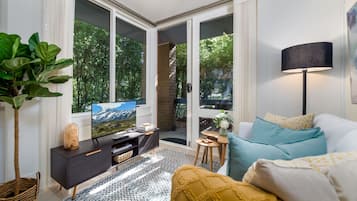 Apartment | Living area