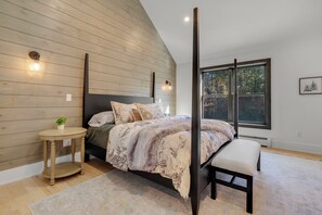 Free WiFi, bed sheets - The Pines at Sunday River 09 (Newry)