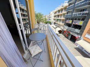 Property grounds - Refurbished Apartment with sea view (Playa De Los Cristianos)