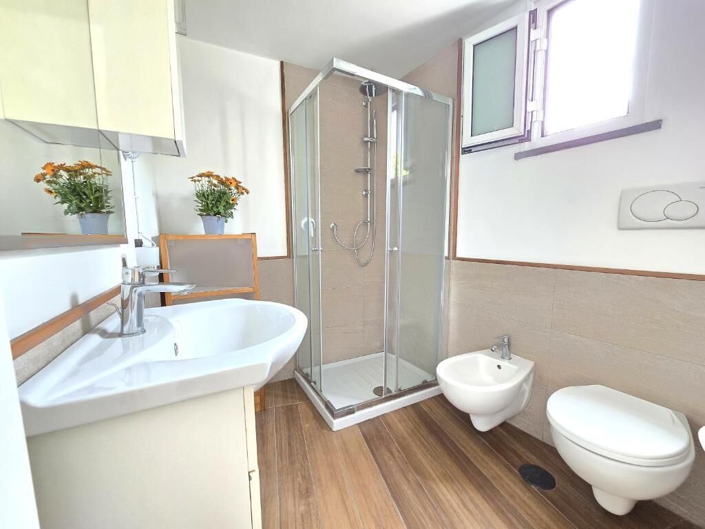 City Apartment, City View | Down duvets, blackout curtains, iron/ironing board, free WiFi