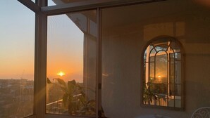 Apartment | Exterior - Bronte Beach Coastal Apartment With Ocean View (Sydney)
