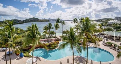 Ritz Carlton Residence spacious 3-bedroom beach front condo with best dates!