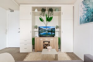 Apartment | Living area - Bondi Studio Walk to Beach & Cafes (Sydney)