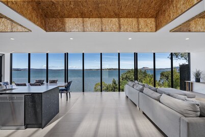 Stylish Home With Outdoor Area & Spectacular Views