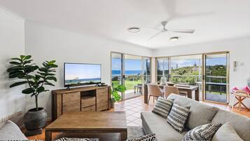 Apartment | Living area