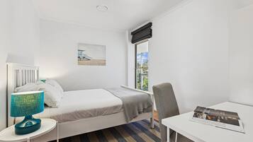 Apartment | 2 bedrooms, laptop workspace, iron/ironing board, bed sheets