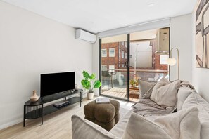 تلفزيون، مكتب