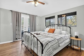 Fer et planche à repasser, Wi-Fi, draps fournis