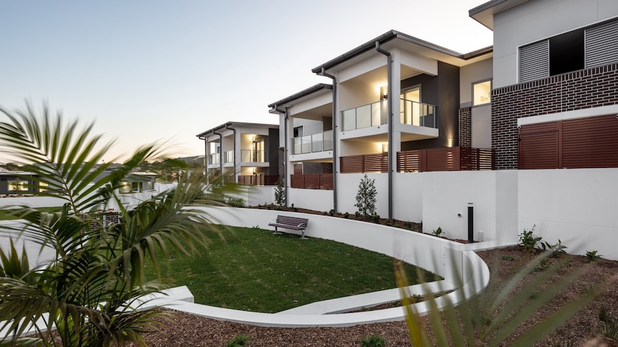 First Floor 3-bed Stunning Unit by The Ocean