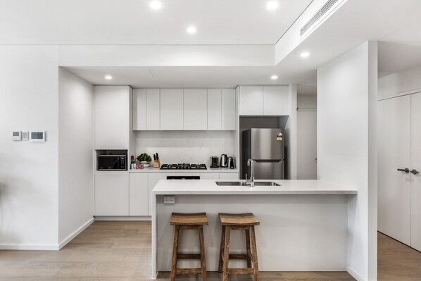 Private kitchen - First Floor 3-bed Stunning Unit by The Ocean (Kiama)