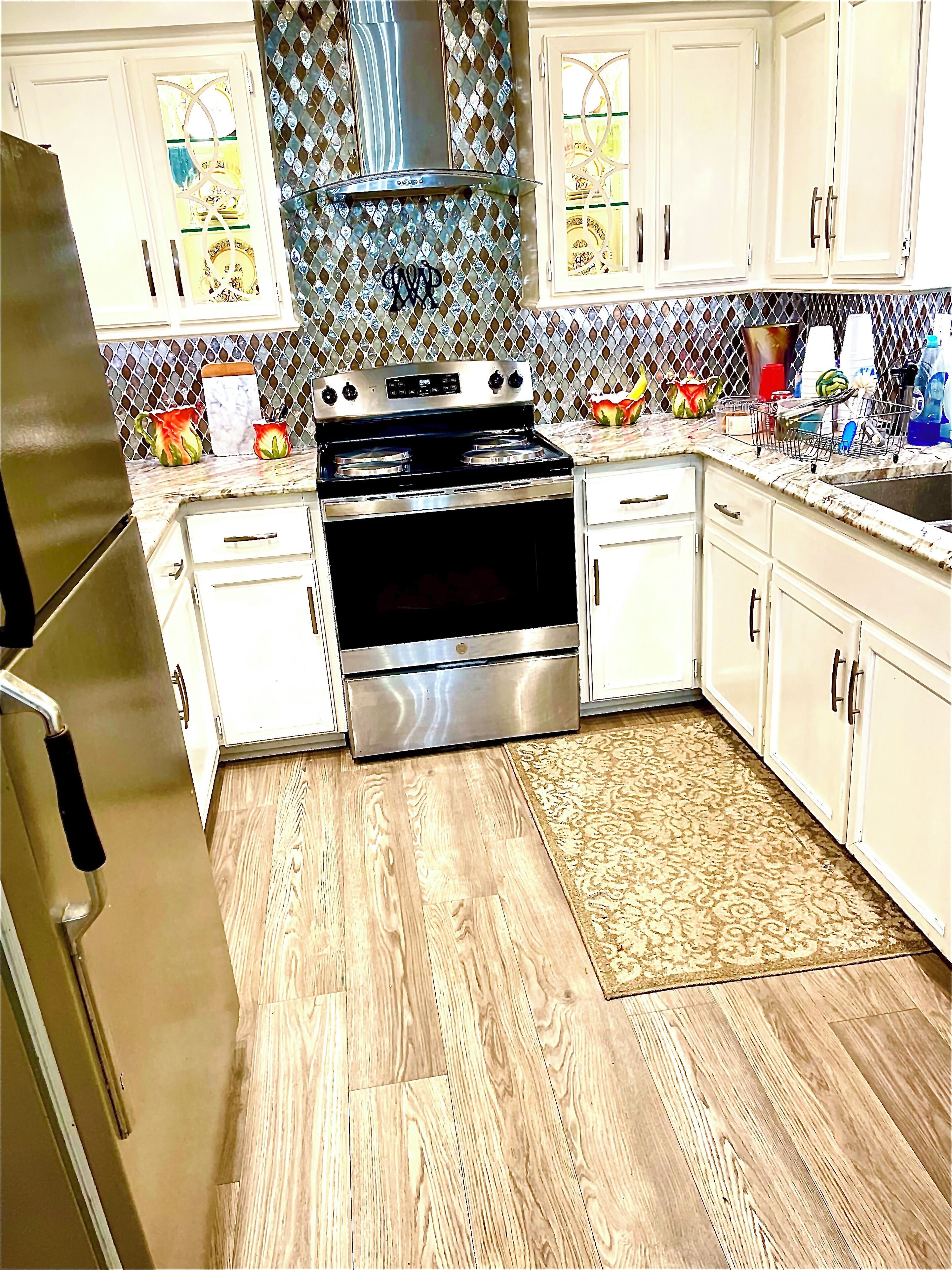 Microwave, oven, stovetop, dishwasher