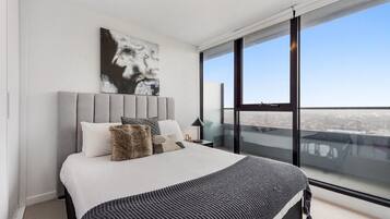 Apartment | 1 bedroom, iron/ironing board, bed sheets