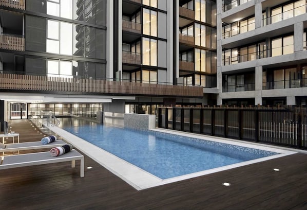 公寓 | 游泳池 | 室外游泳池