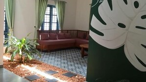 Deluxe Double Room | Ruang tamu
