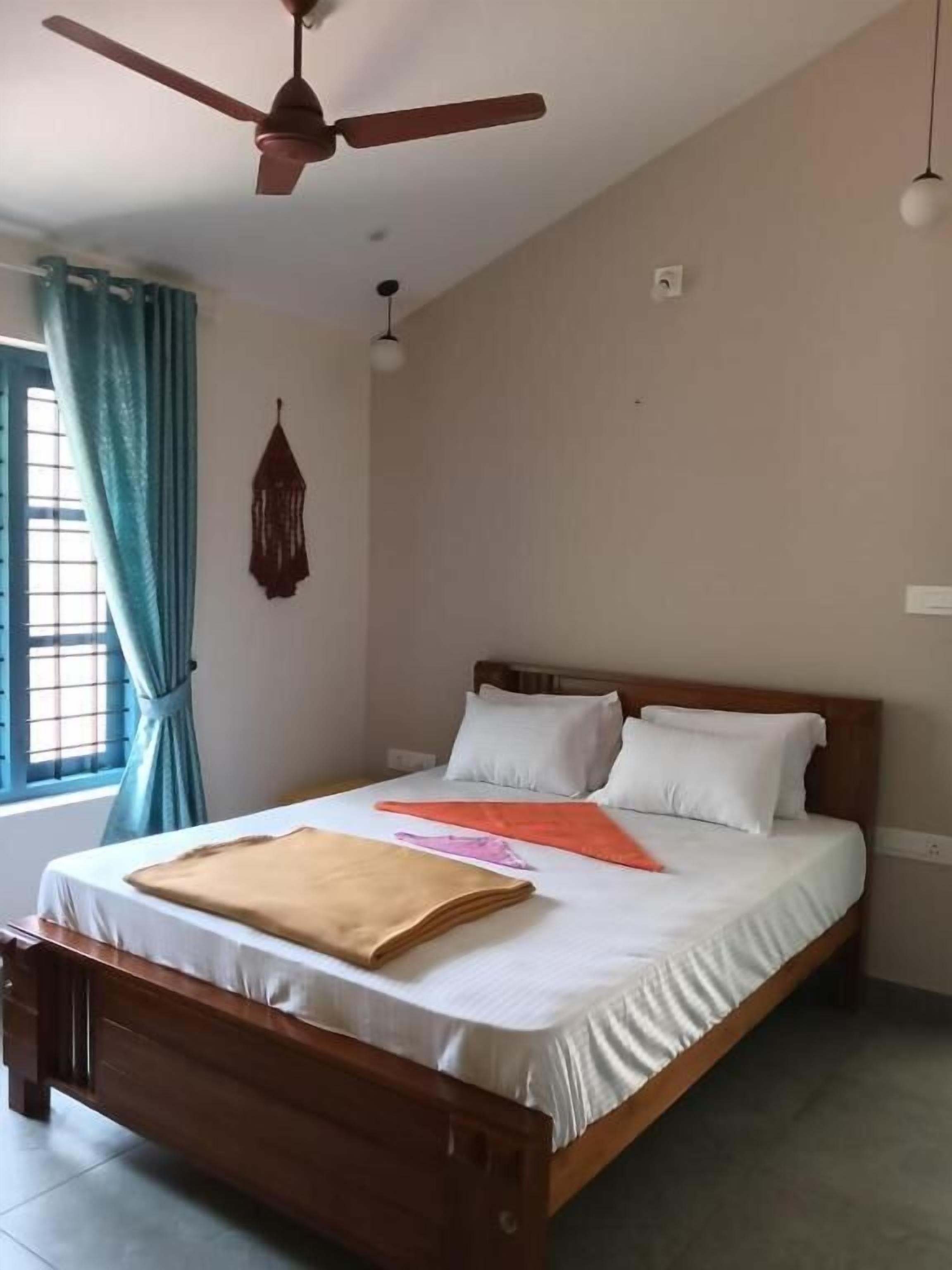 Phòng đôi Deluxe | Bộ trải giường bằng vải cotton Ai Cập, bộ đồ giường cao cấp 