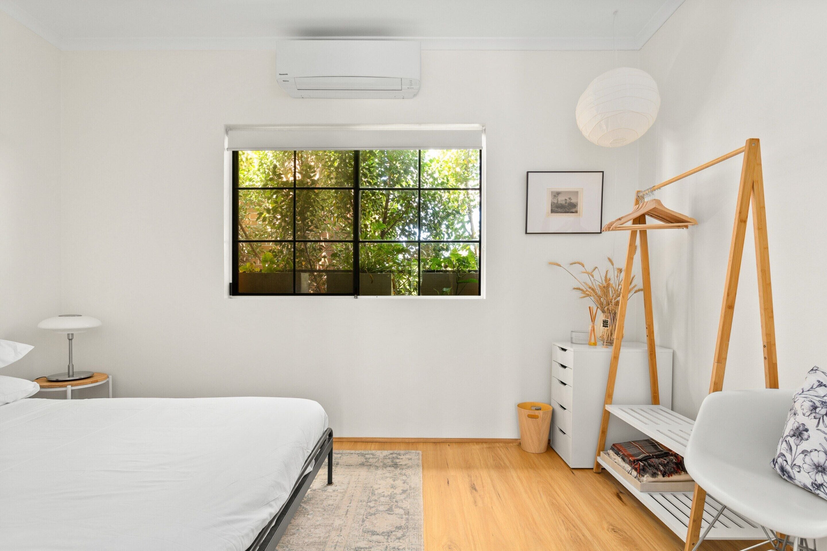 Apartment | 2 bedrooms, iron/ironing board, bed sheets