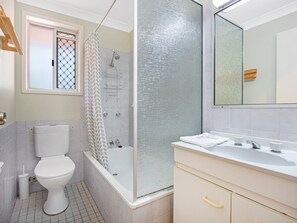 Apartment | Badezimmer