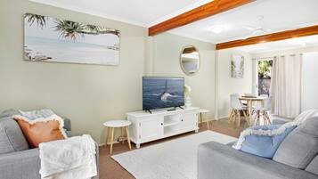 Apartment | Living room