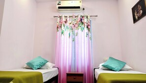 책상, 다리미/다리미판, 무료 WiFi