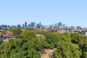Miscellaneous - City Views & Inner-north Cool at Your Door (Melbourne)