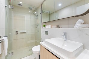 Apartment | Bathroom